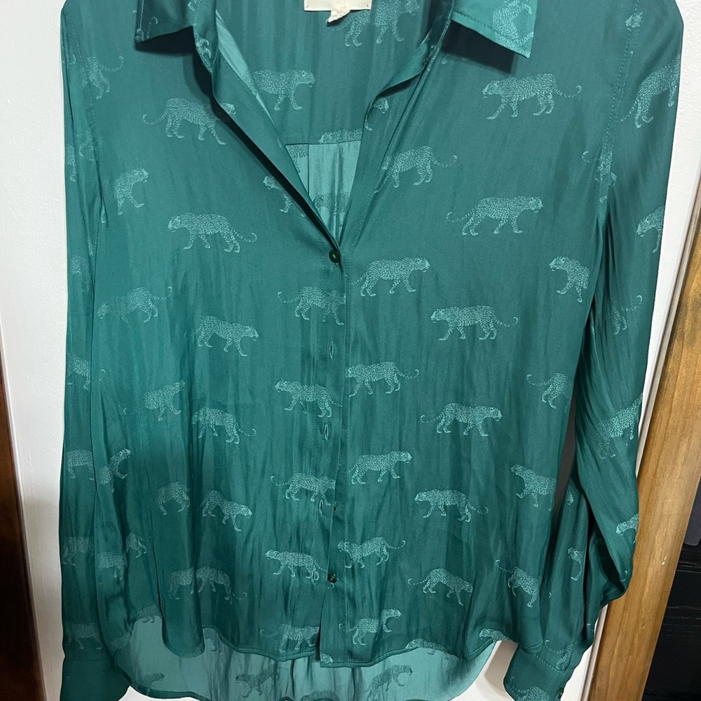 L'AGENCE Green Cheetah Blouse Size M